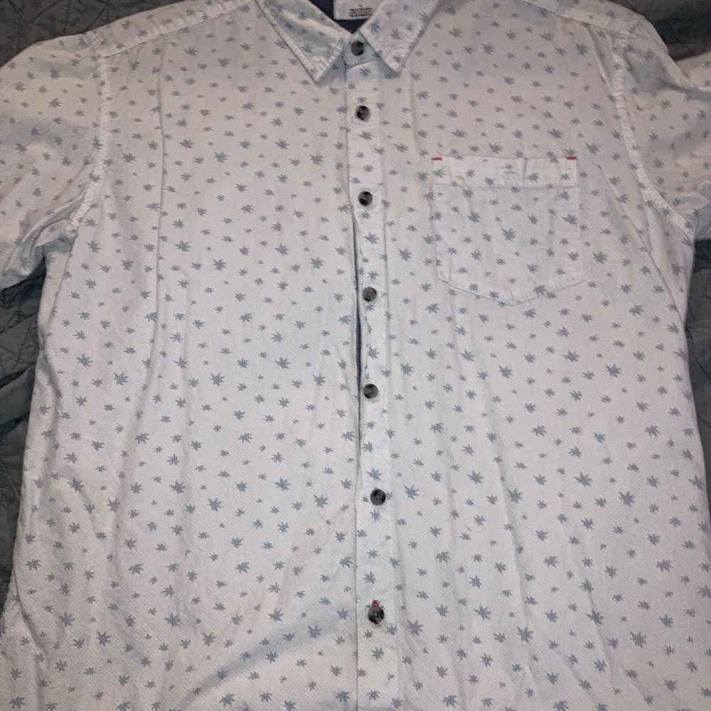 Men's Casual White Patterned Button Down Shirt